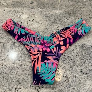 Blackbough bikini bottom